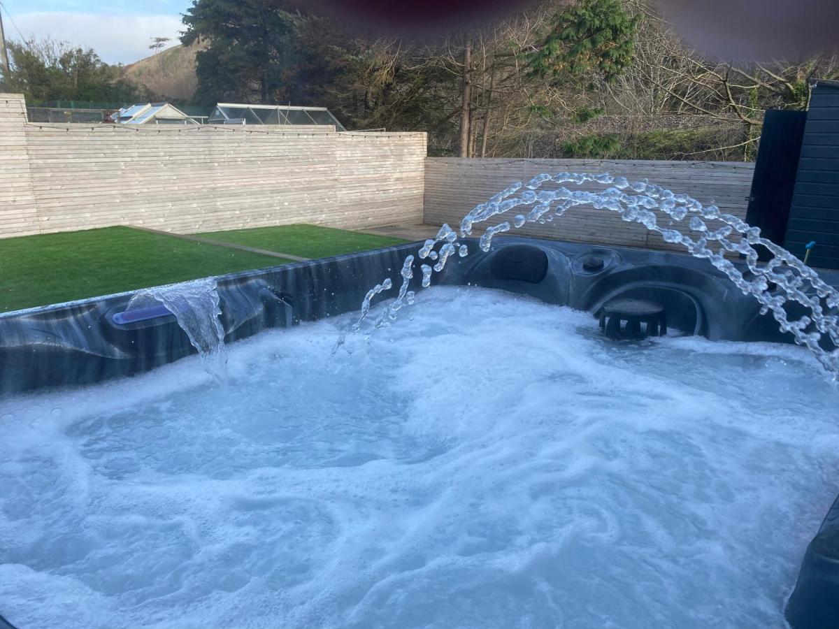 No40Barmouth-Modern,Spacious&Hot Tub Kültér fotó
